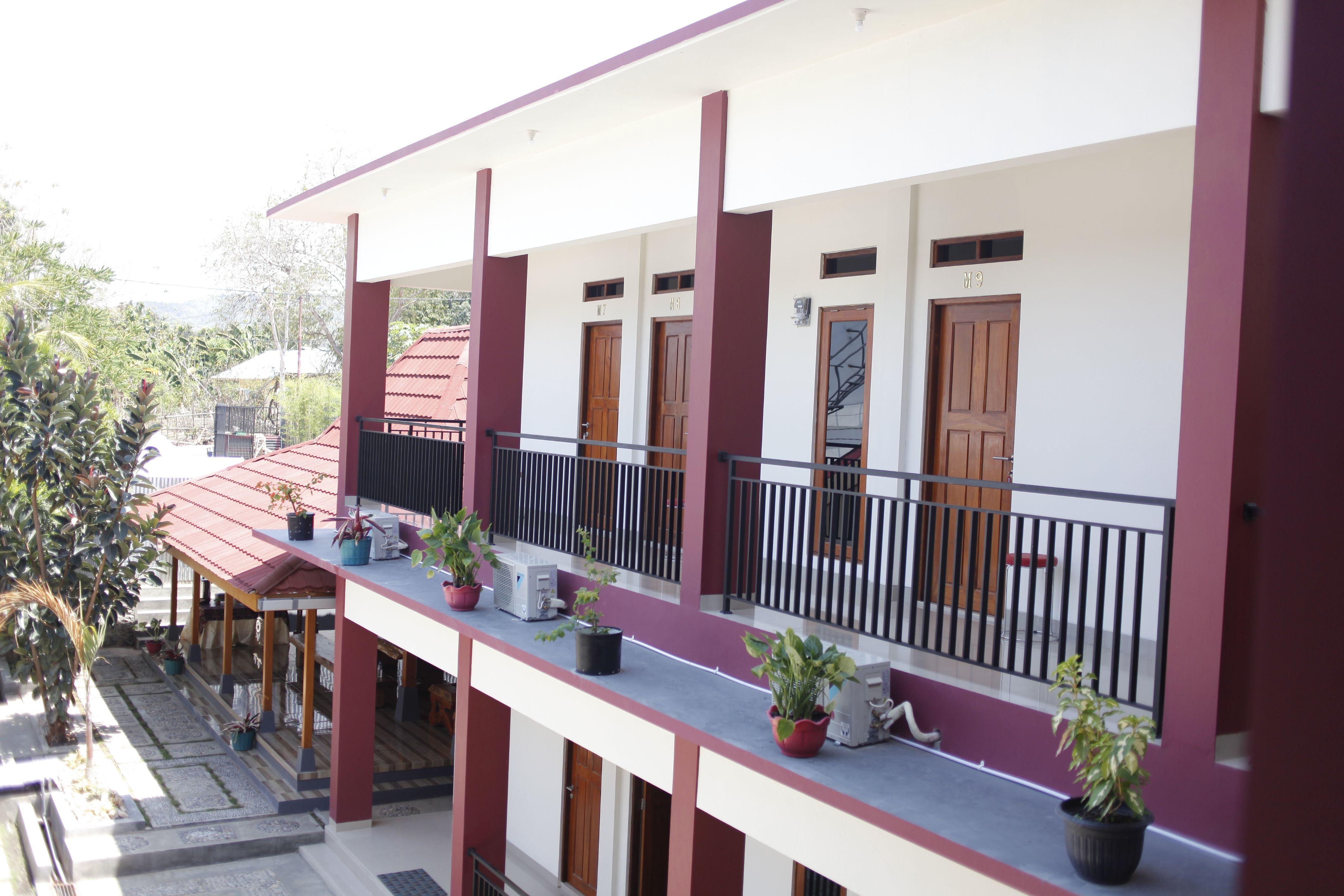 Pavilla Labuan Bajo Exterior photo