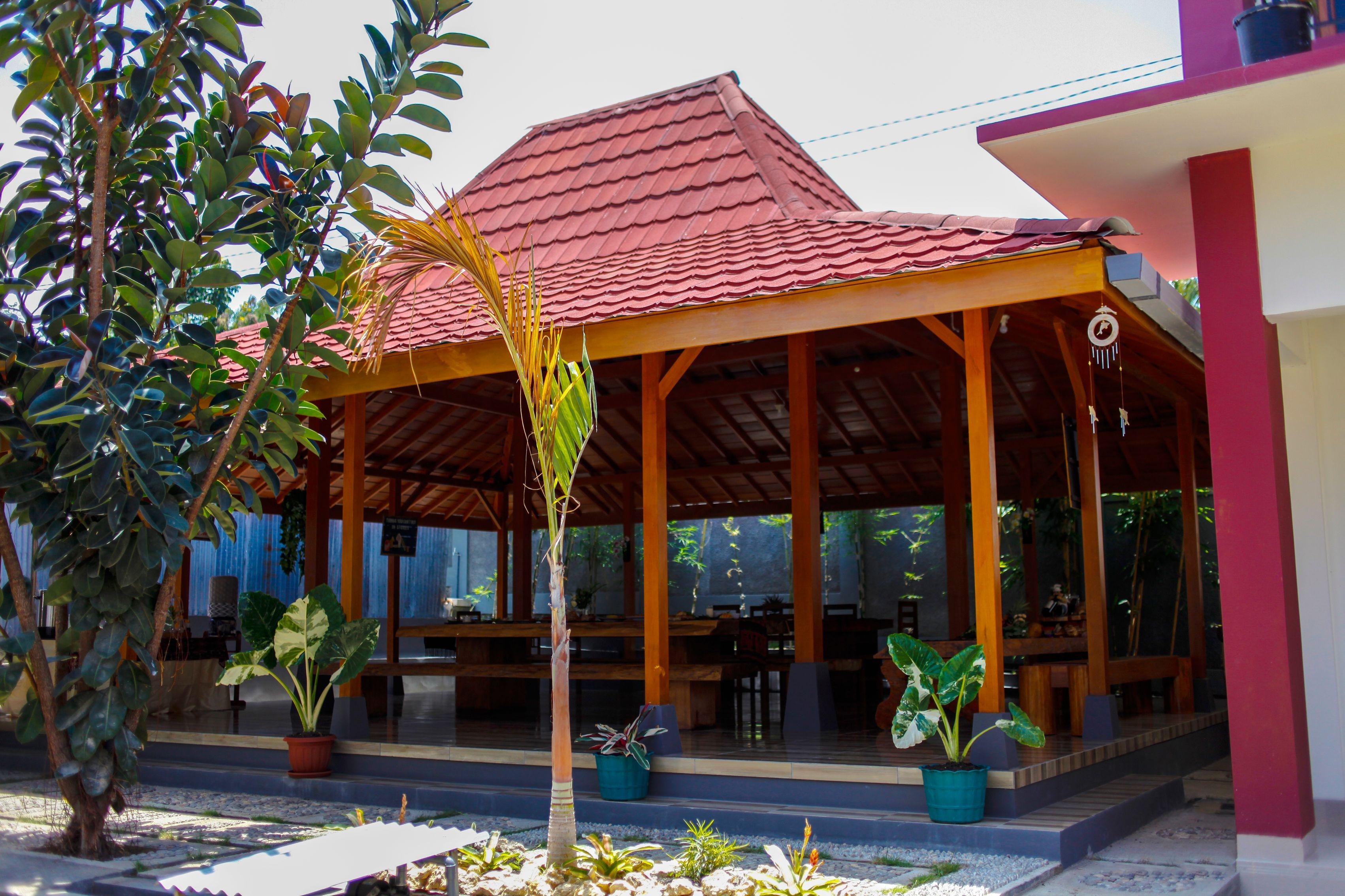 Pavilla Labuan Bajo Exterior photo